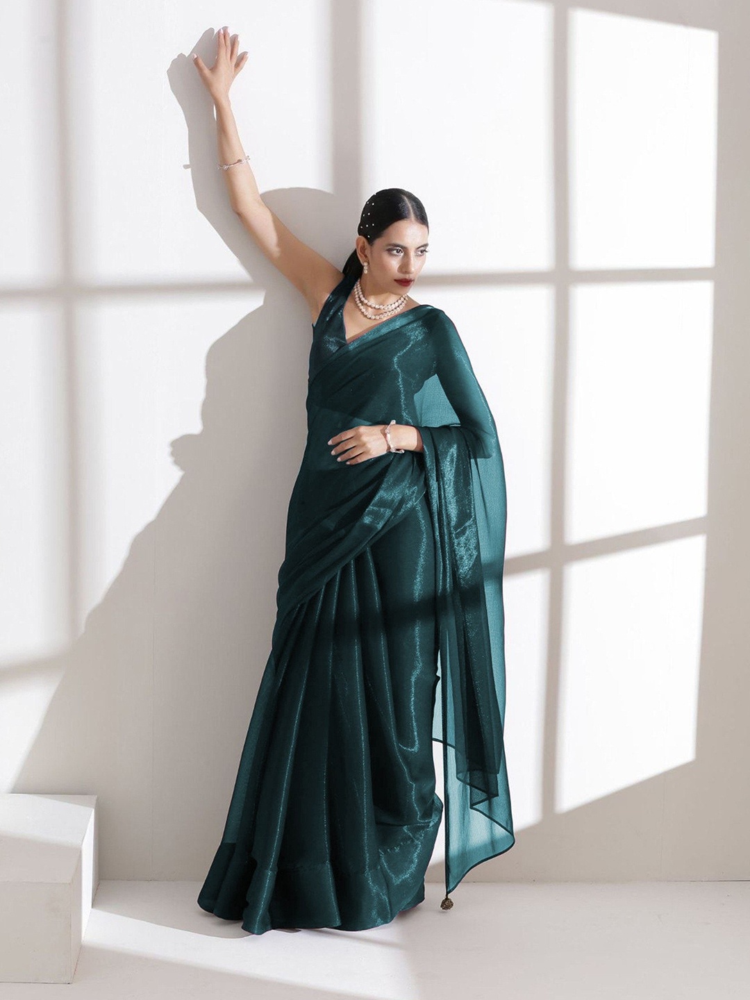 

SWADESI STUFF Pure Chiffon Saree with Blouse Piece, Teal