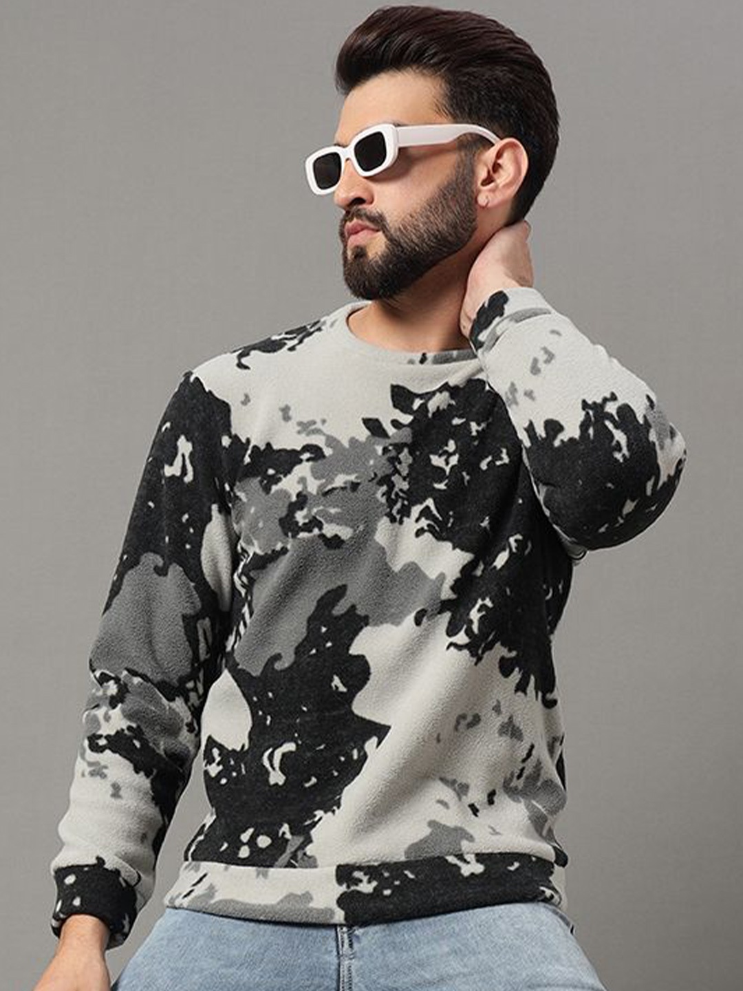 

OGEN Men Printed Sweatshirt, Grey