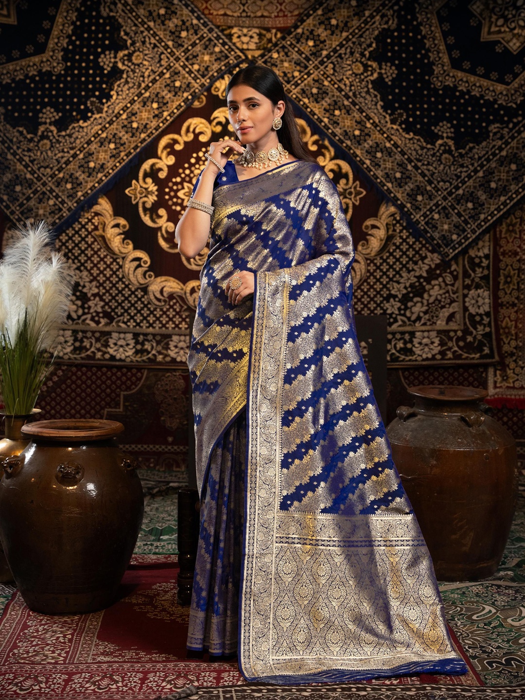 

ALAGINI Woven Design Zari Banarasi Saree, Blue