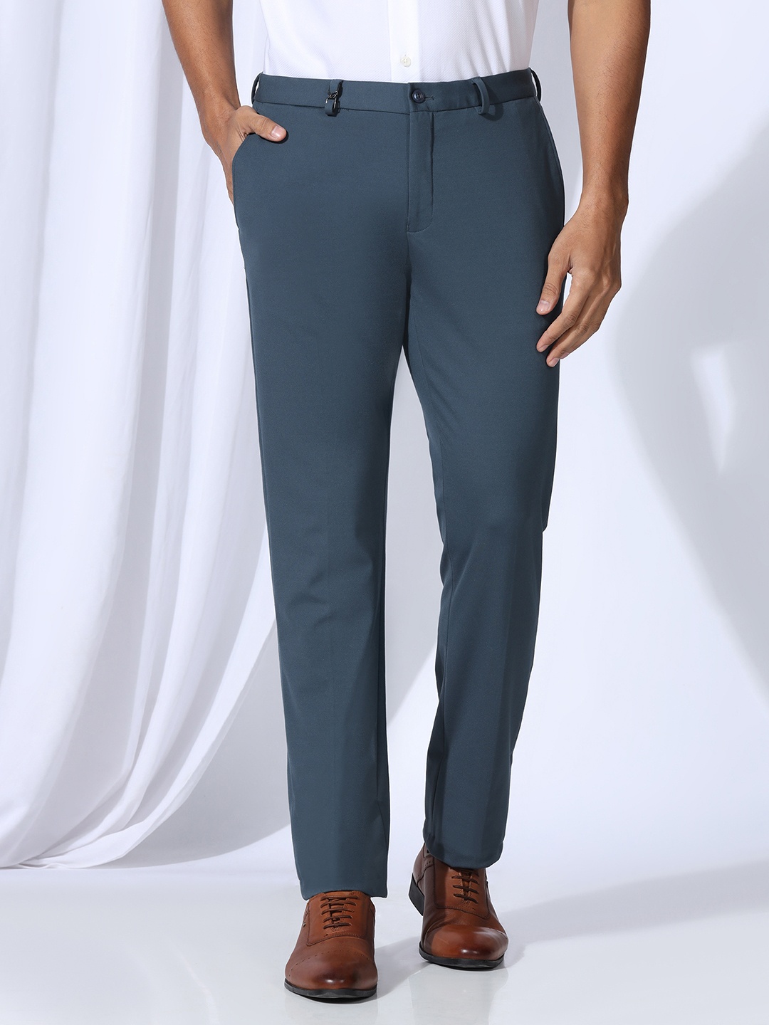 

Blackberrys Men Slim Fit Trousers, Blue