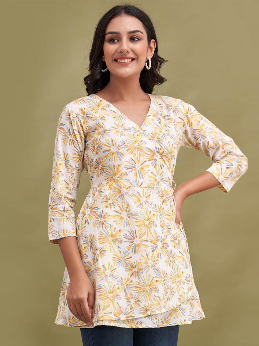 

Rangun Floral Print Top, Yellow