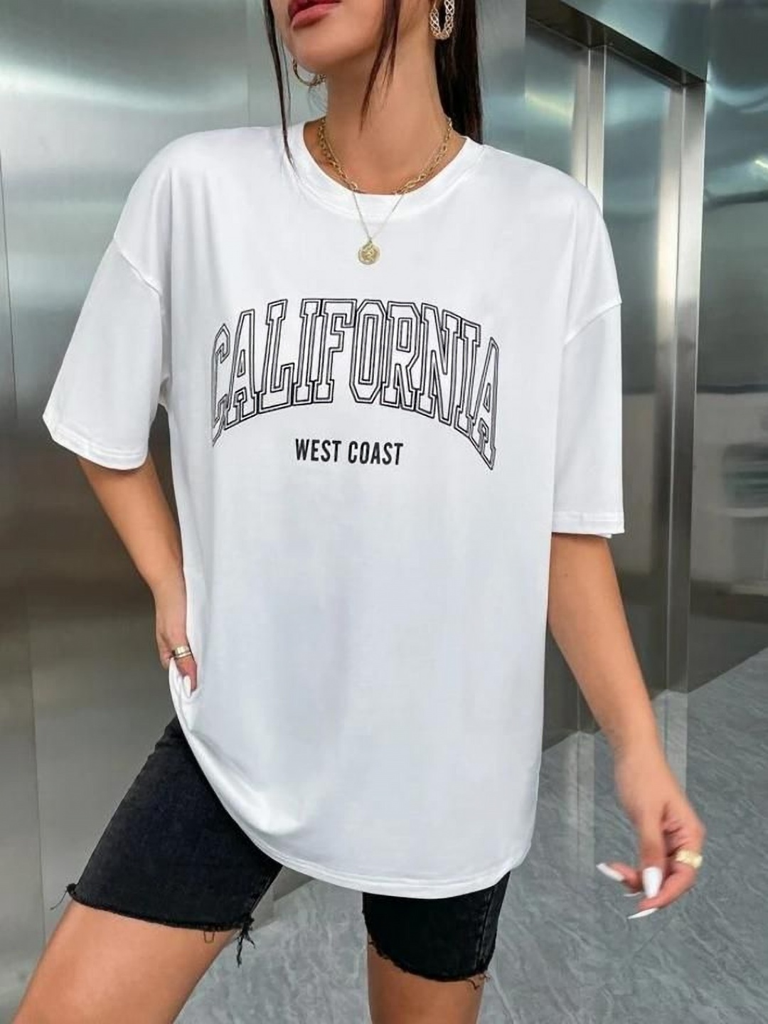 

KASHIAN Women Typography Printed Round Neck Oversized T-shirt, White