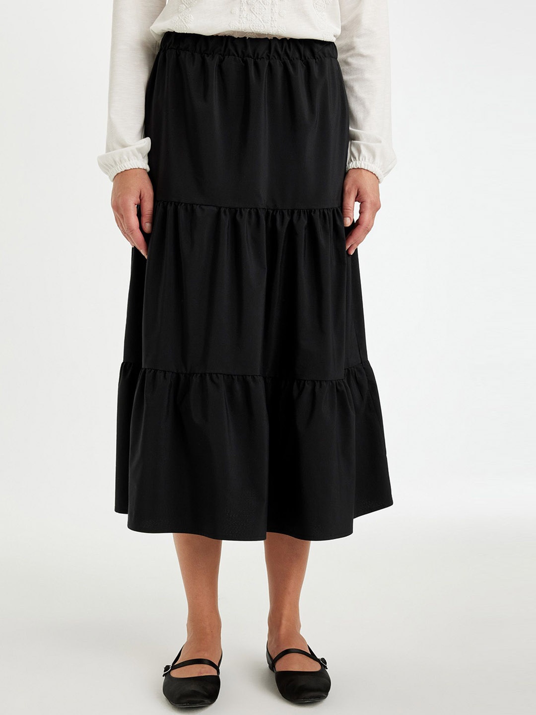 

DeFacto Women Tiered Midi Skirt, Black