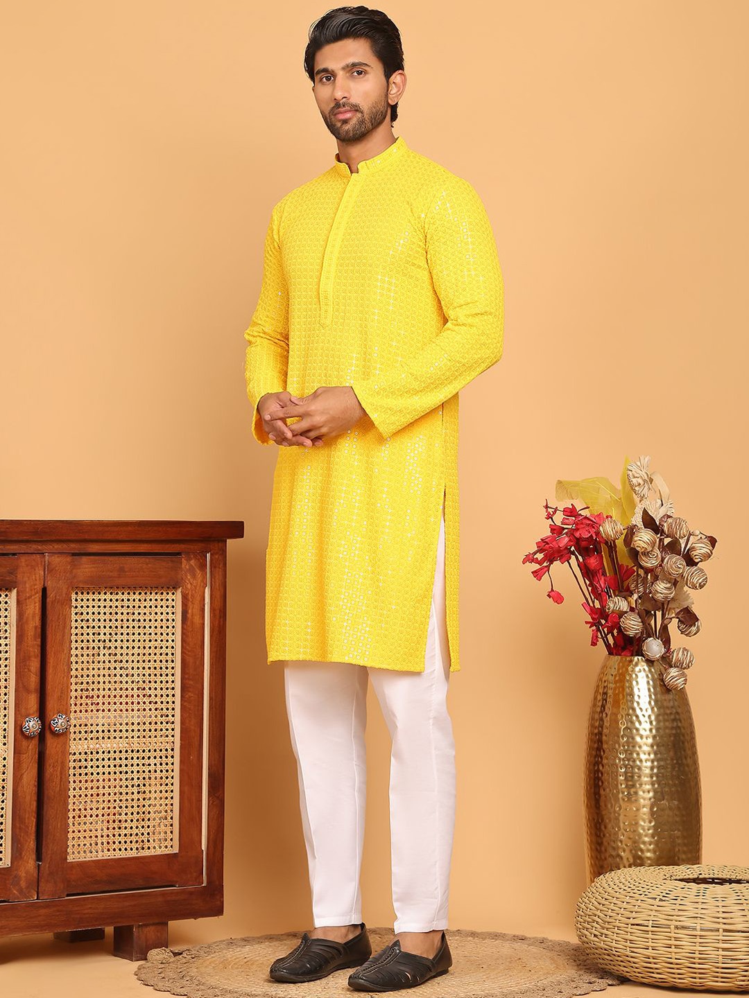 

Jompers Floral Embroidered Mandarin Collar Sequinned Straight Kurta With Pyjama, Yellow