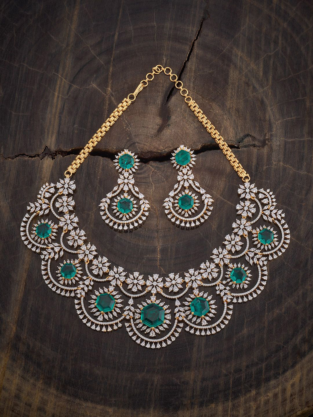 

Kushal's Fashion Jewellery Gold-Plated Cubic Zirconia-Studded Jewellery Set
