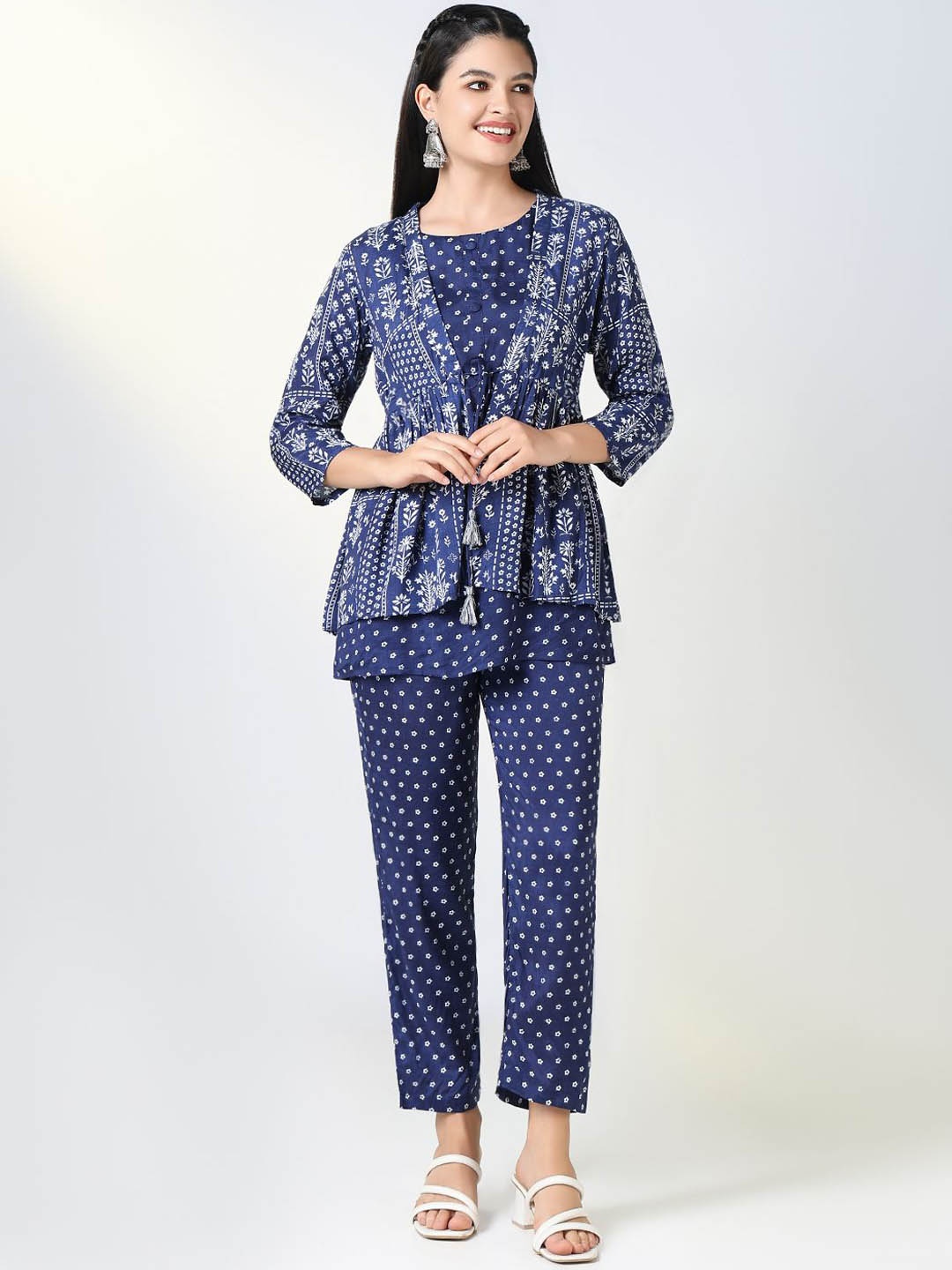 

SHOWOFF Floral Printed Round Neck Tunic And Trouser With Shrug, Navy blue