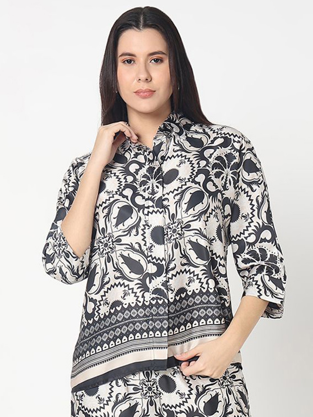 

R&B Ethnic Motifs Printed Shirt With Trouser, Off white