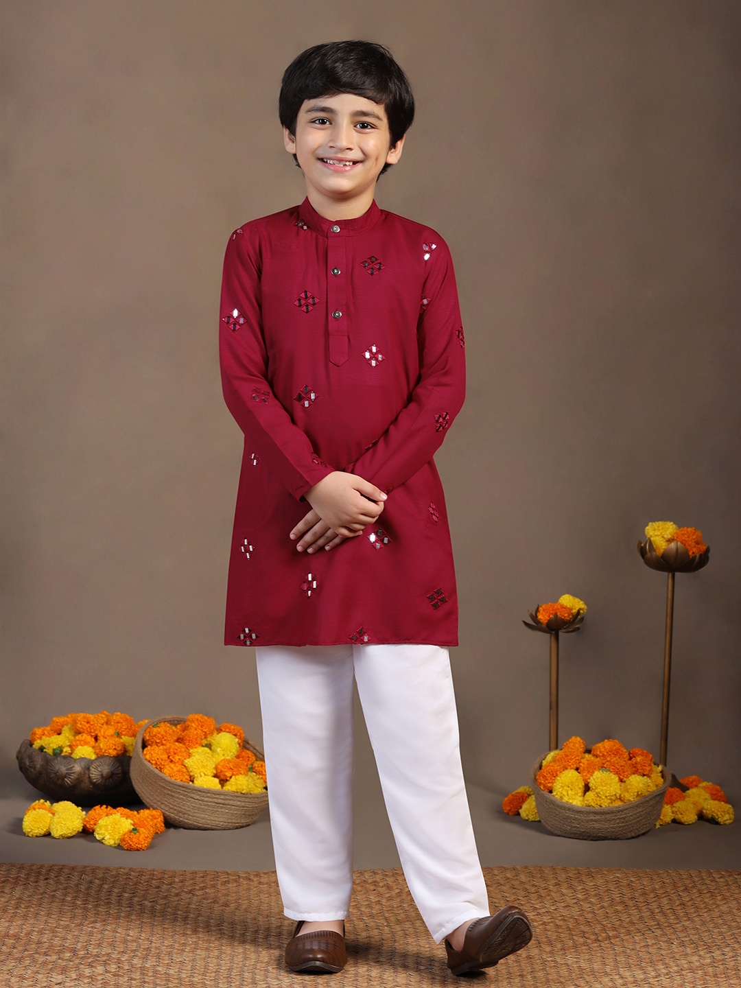 

Sangria Boys Red Band Collar Geometric Embroidered Mirror Work Kurta And Pyjama
