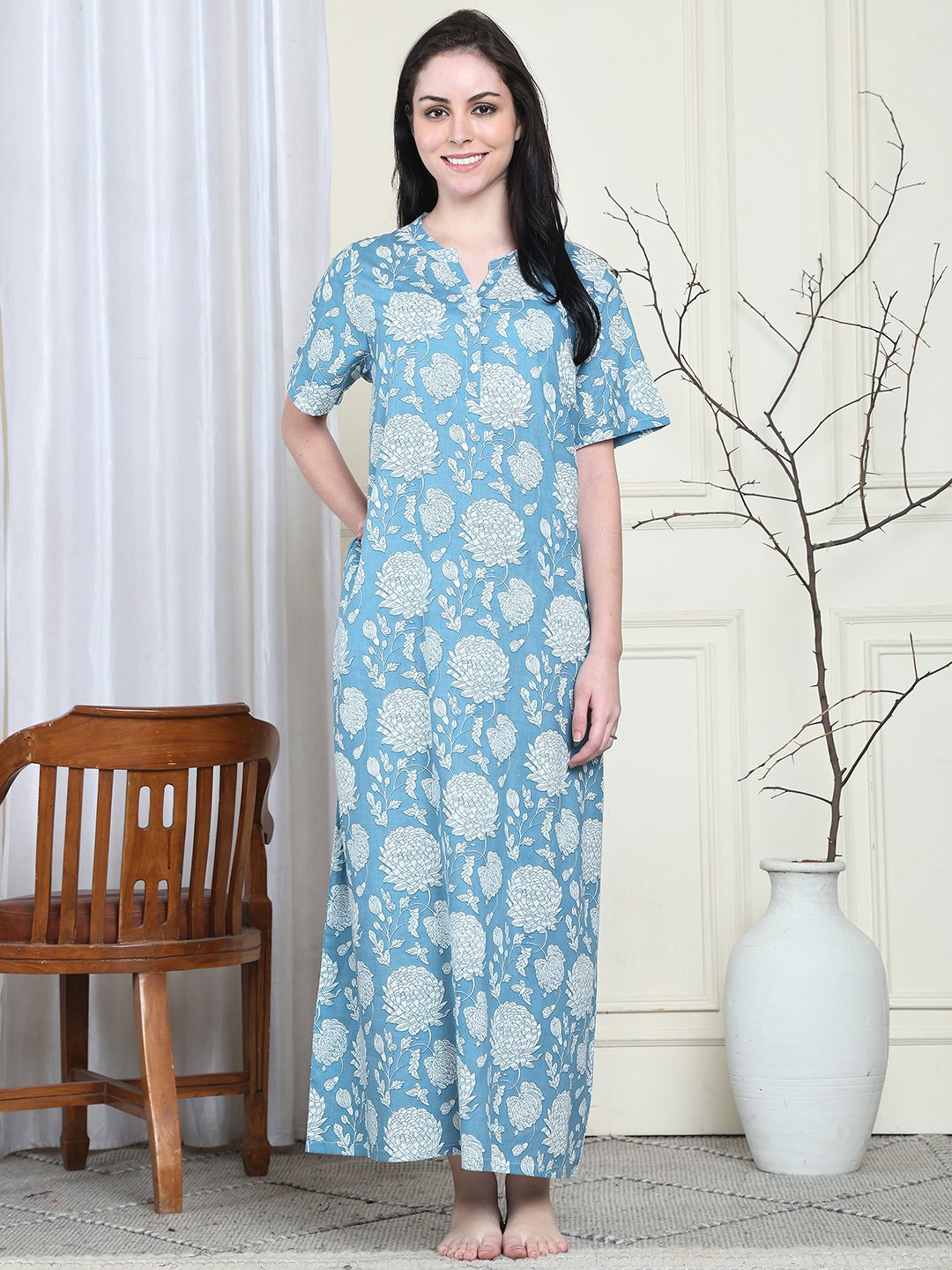 

Kanvin Women Nightdress, Blue