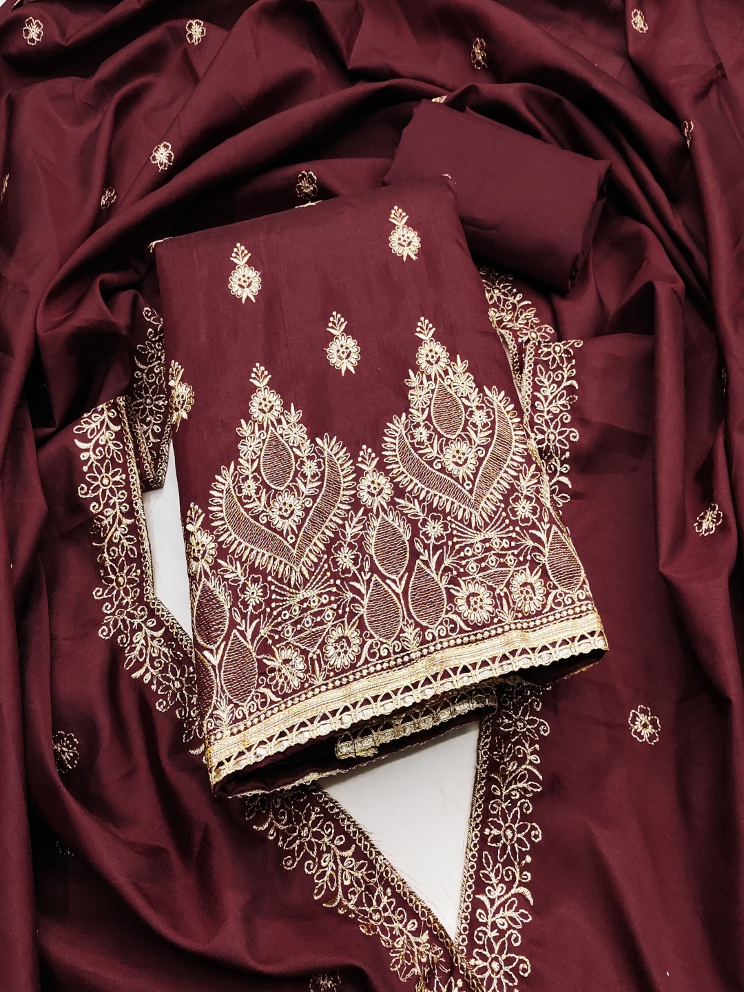

HERE&NOW Floral Embroidered Unstitched Dress Material, Maroon