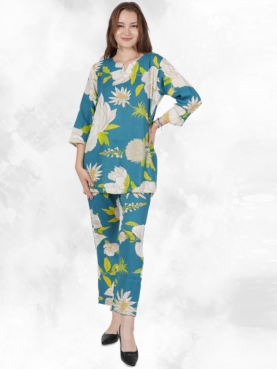 

BAESD Floral Printed Notch Neck Pure Cotton Straight Tunic With Trouser, Blue