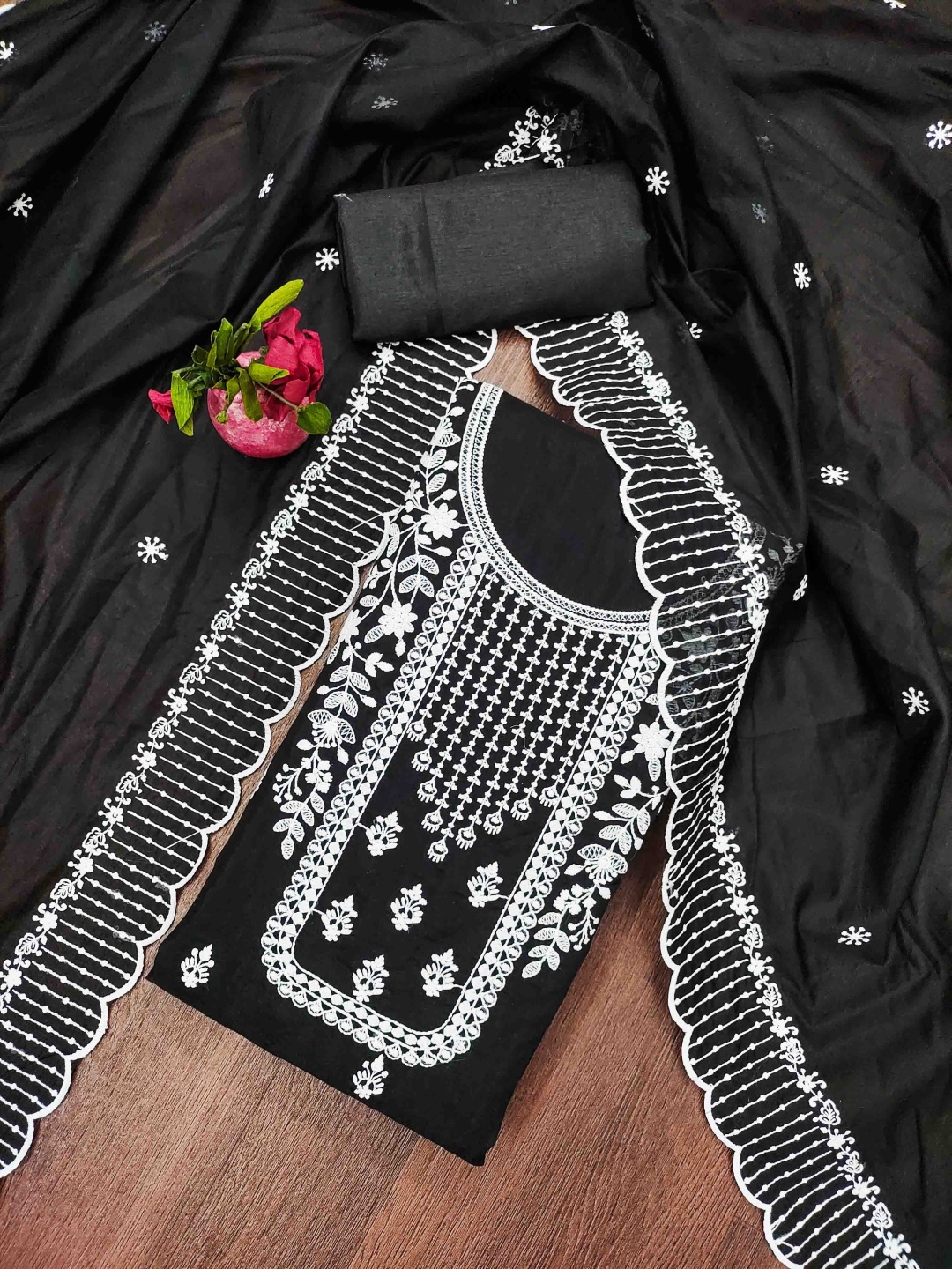 

KIMISHA Floral Embroidered Unstitched Dress Material, Black