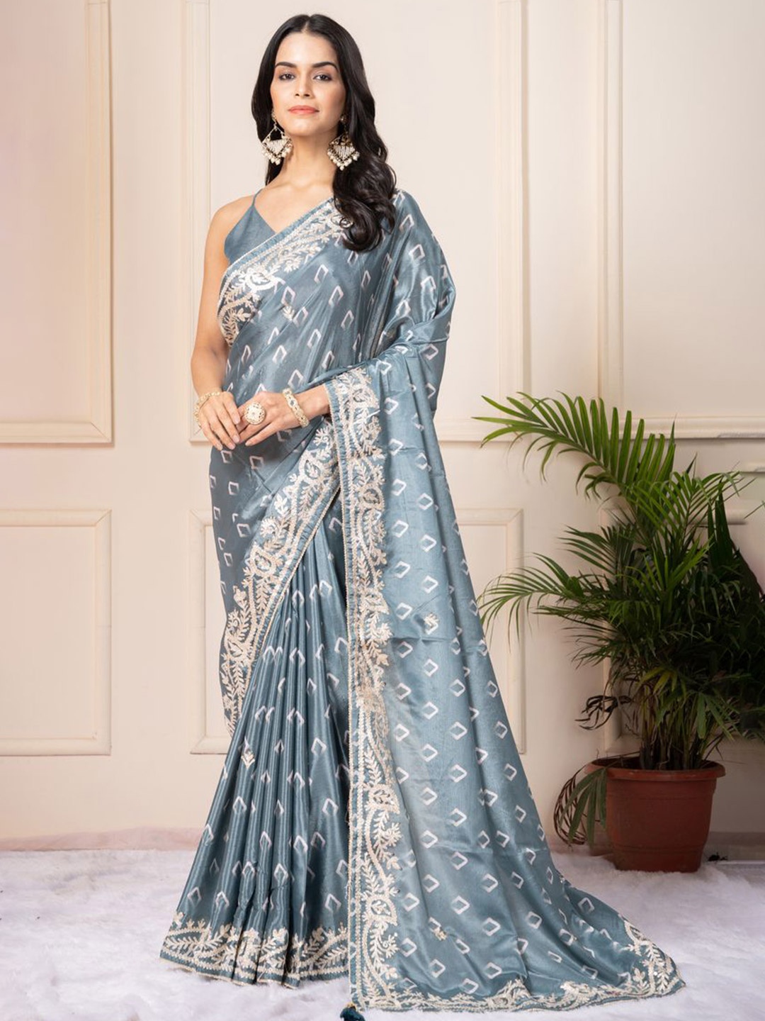 

KAJREE Printed Gotta Patti Pure Silk Block Print Saree, Teal