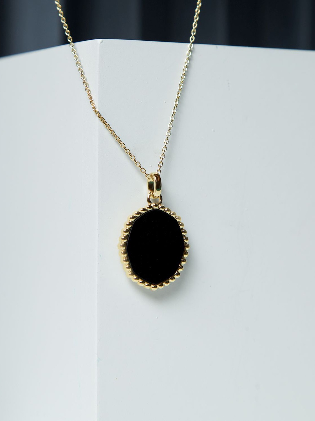 

VELVET IMPERIAL Sterling Silver Gold-Plated Oval Pendant With Chain
