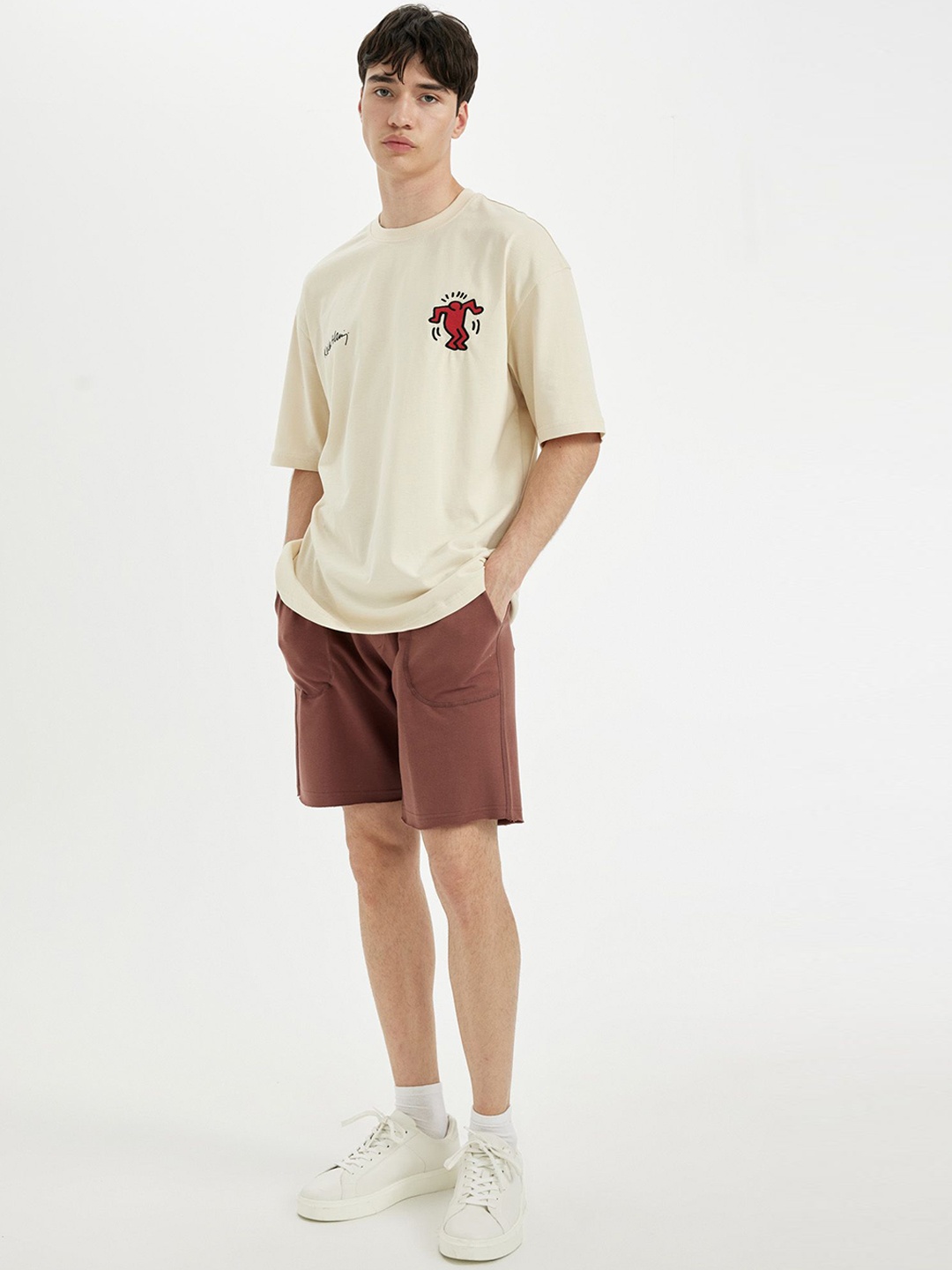 

DeFacto Men Regular Fit Shorts, Na