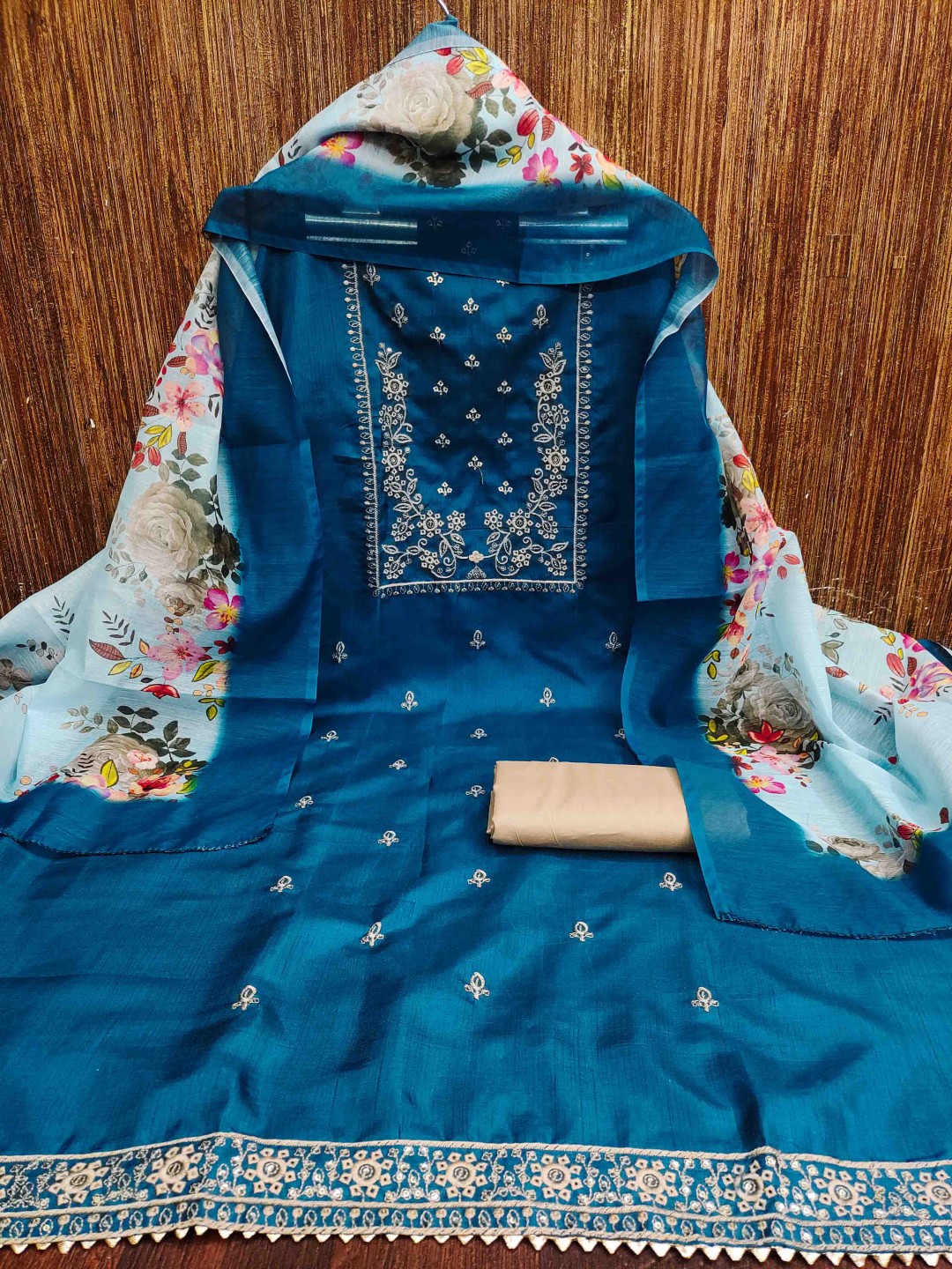 

Blissta Floral Embroidered Sequinned Unstitched Dress Material, Teal