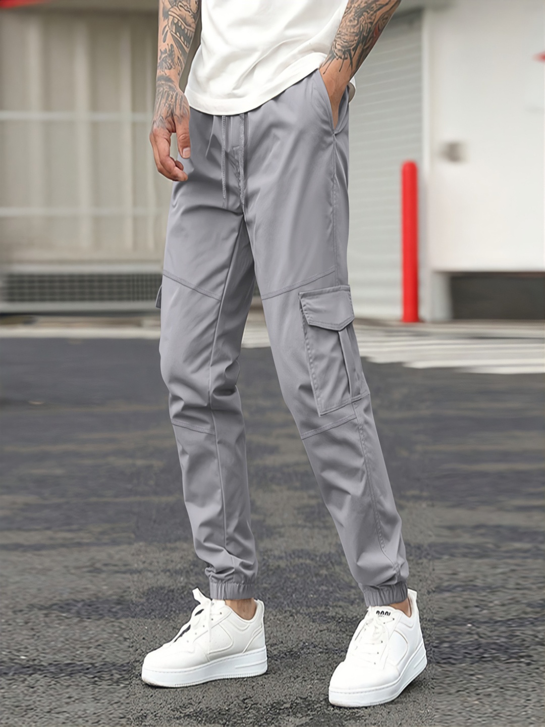 

StyleCast x Revolte Men Easy Wash Pleated Cargos Trousers, Grey