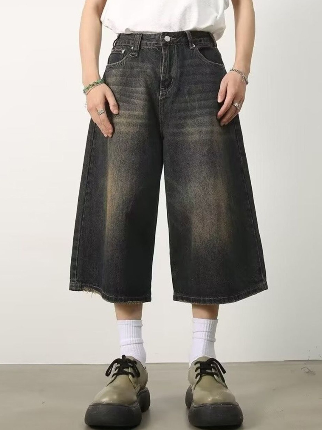 

HERE&NOW Men Loose Fit Modal Denim Shorts, Black