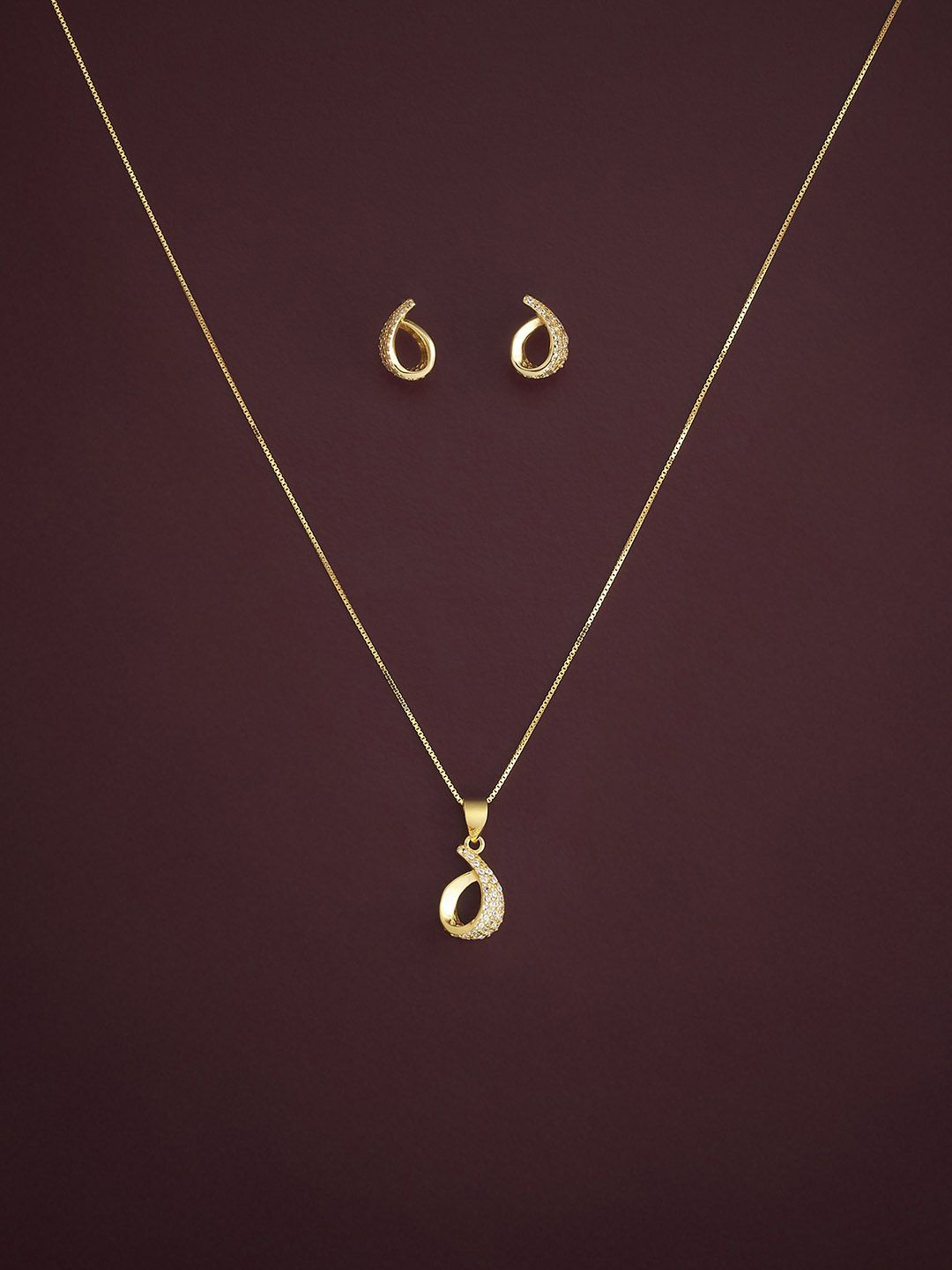 

Kushal's Fashion Jewellery 92.5 Sterling Silver Gold-Plated CZ Studded Jewellery Set