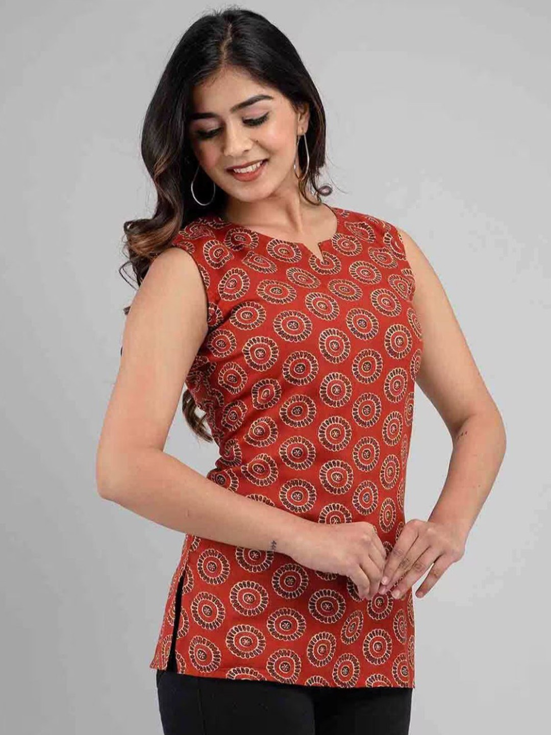 

Rangun Women Floral Printed Mandarin Collar Ethnic Top, Bronze
