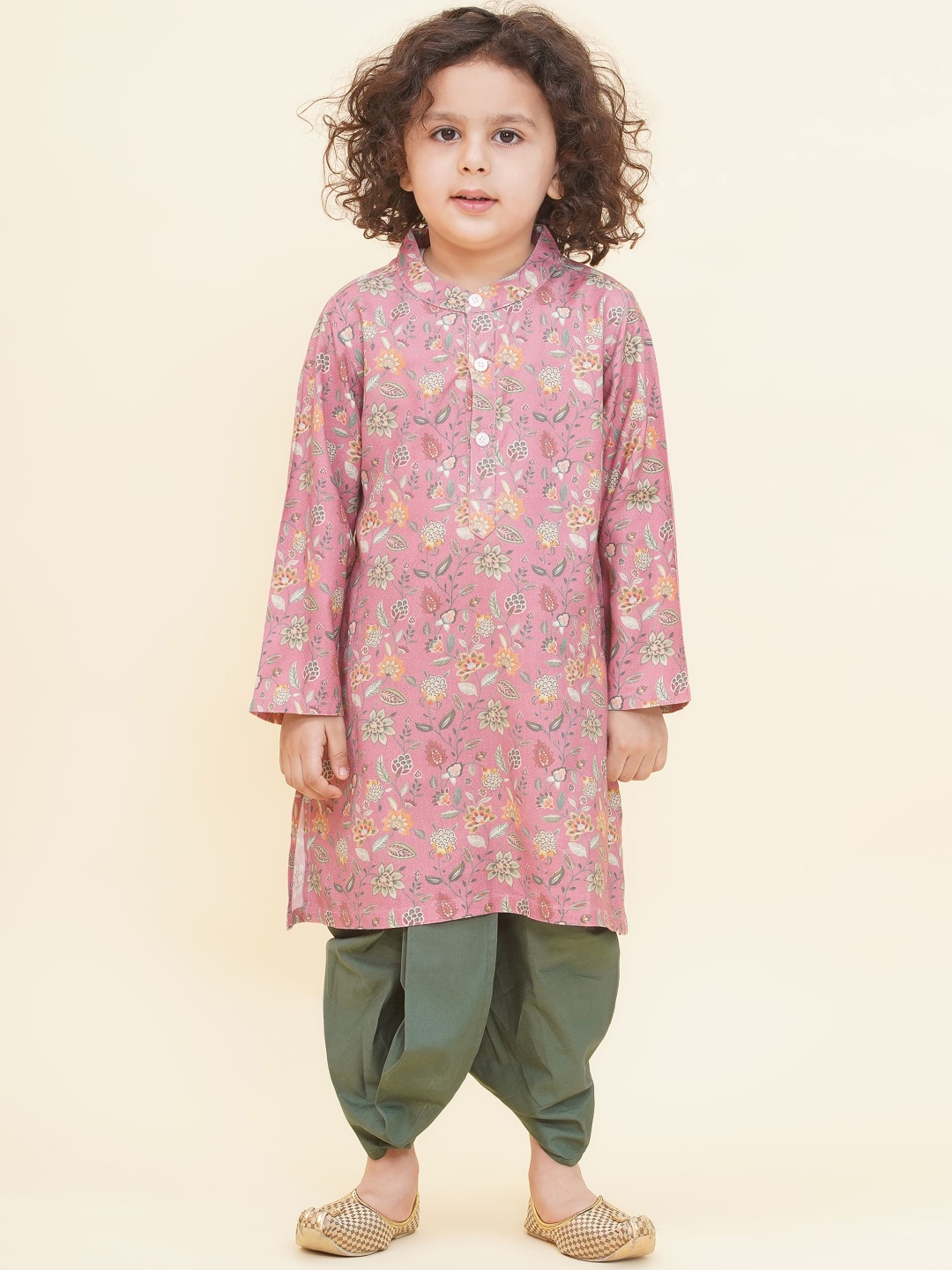 

Sethukrishna Boys Floral Printed Band Collar Straight Kurta With Dhoti Pants, Pink