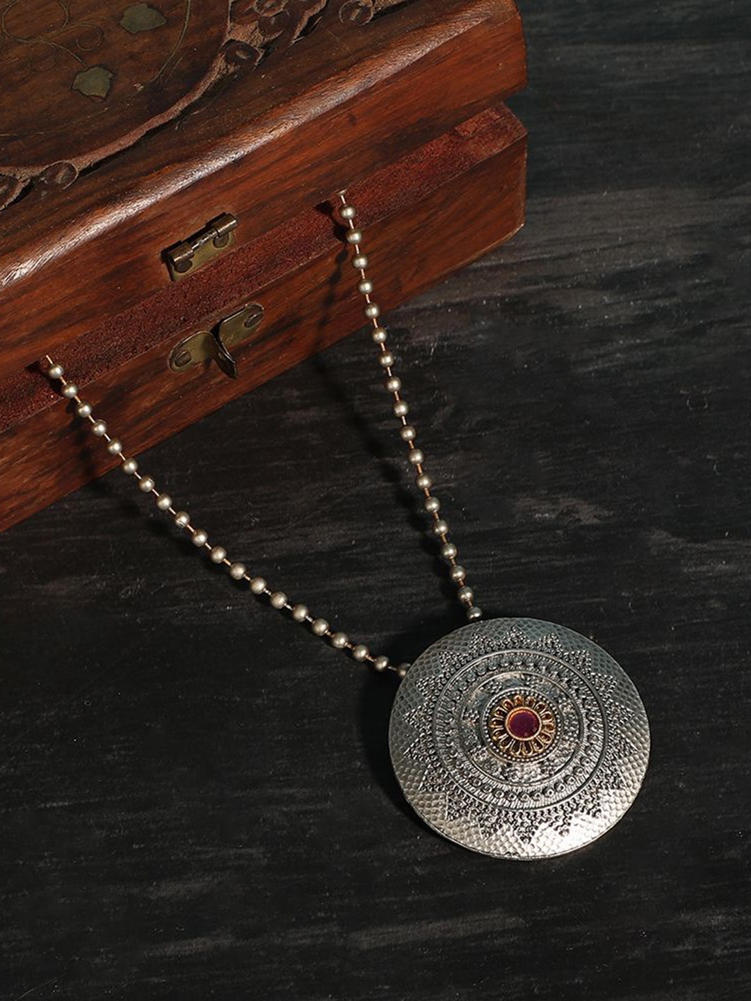 

Anouk Silver-Plated Artificial Stone Studded Minimal Oxidised Necklace