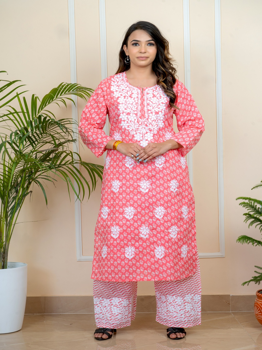 

ADR CHIKAN Women Ethnic Motifs Embroidered Regular Chikankari Pure Cotton Kurti with Palazzos, Peach