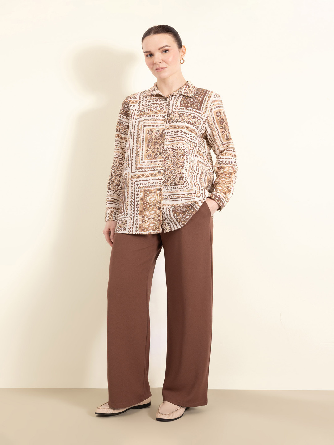 

DeFacto Women Loose Fit Trousers, Brown
