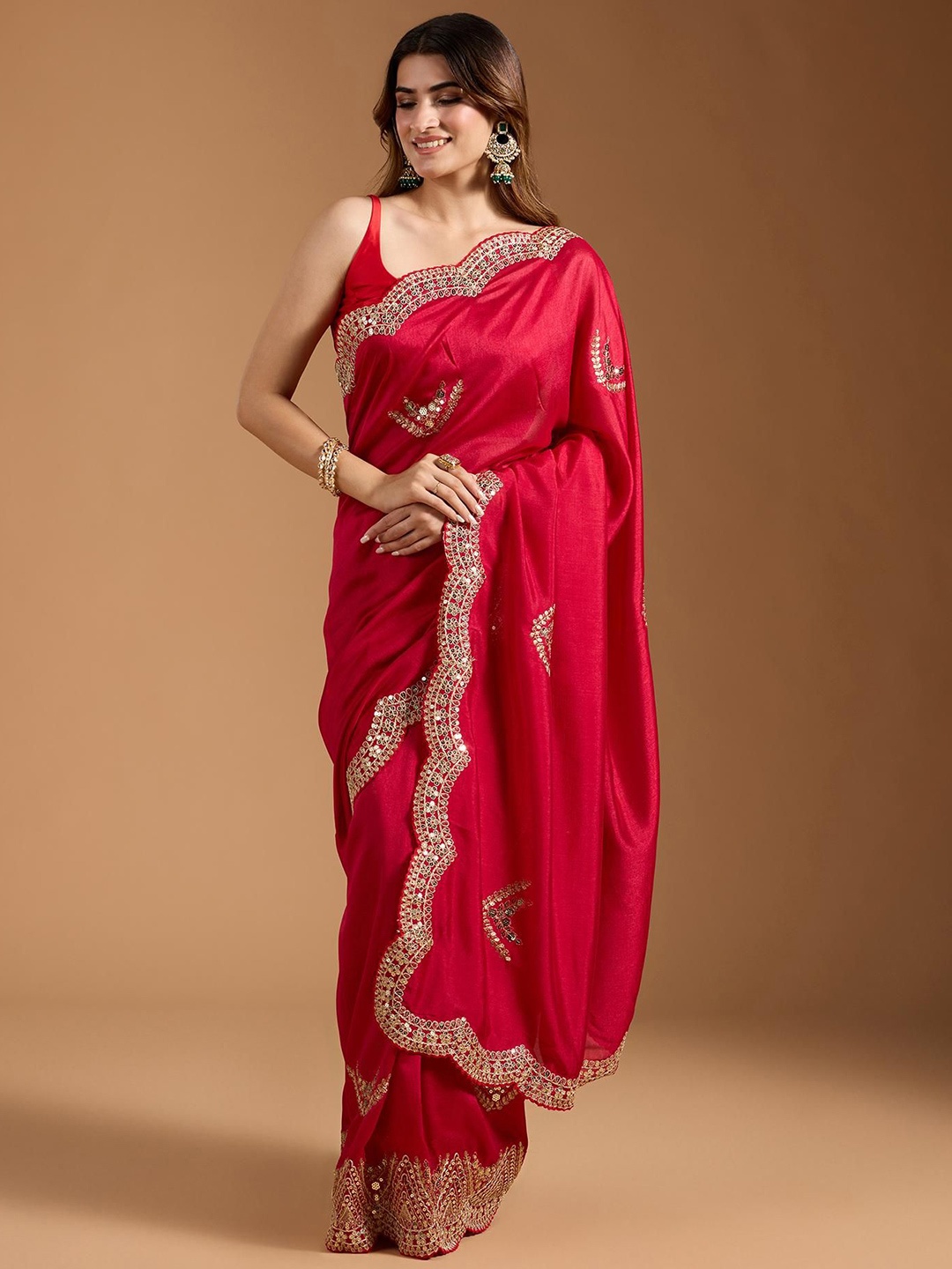 

AWRIYA Floral Sequinned Saree, Pink
