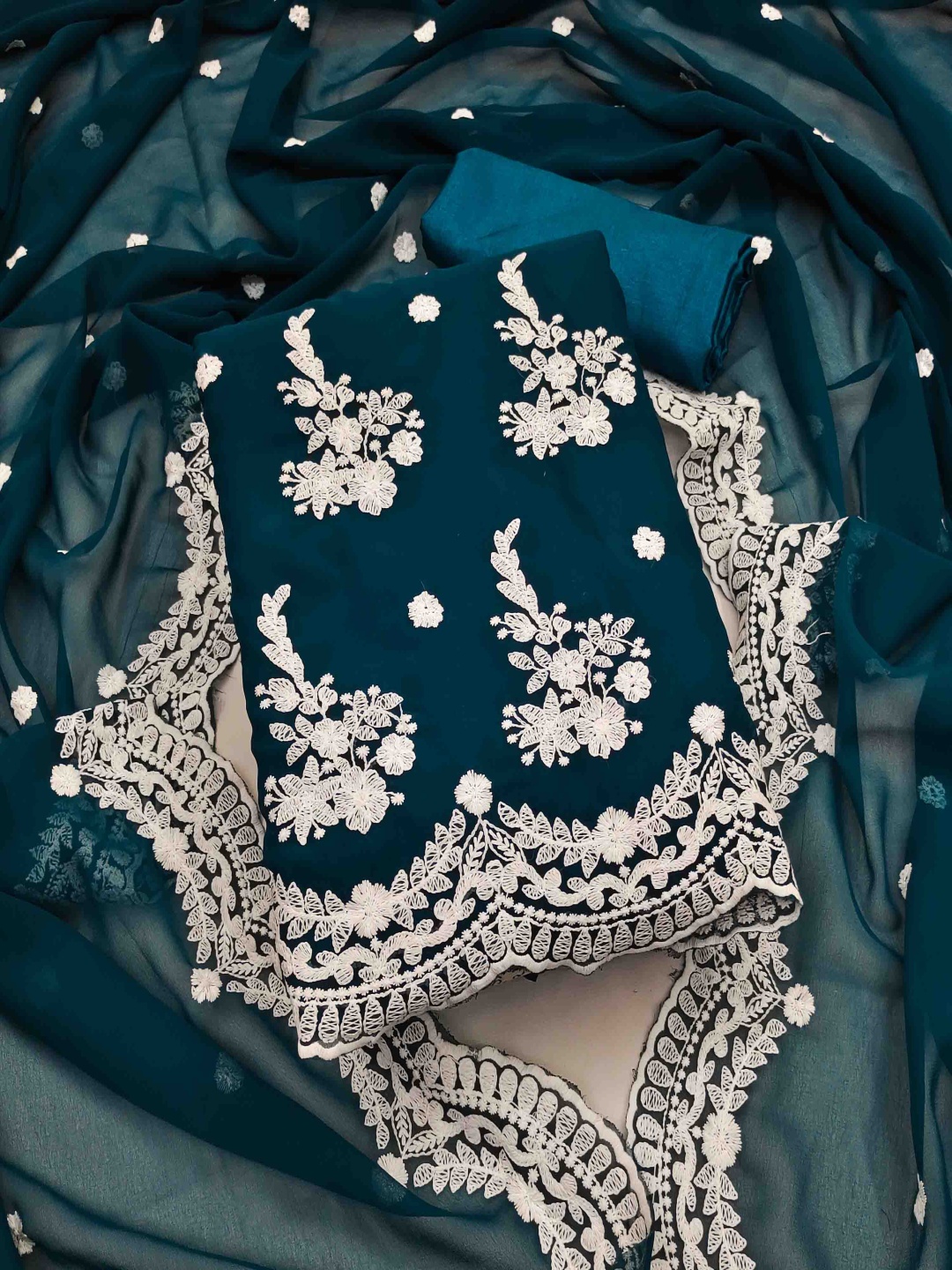 

KIMISHA Floral Embroidered Unstitched Dress Material, Teal