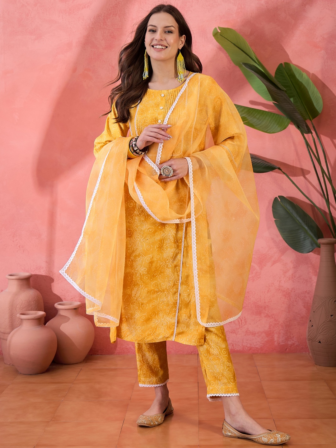 

Sangria Printed Kurta With Trouser & Dupatta, Yellow