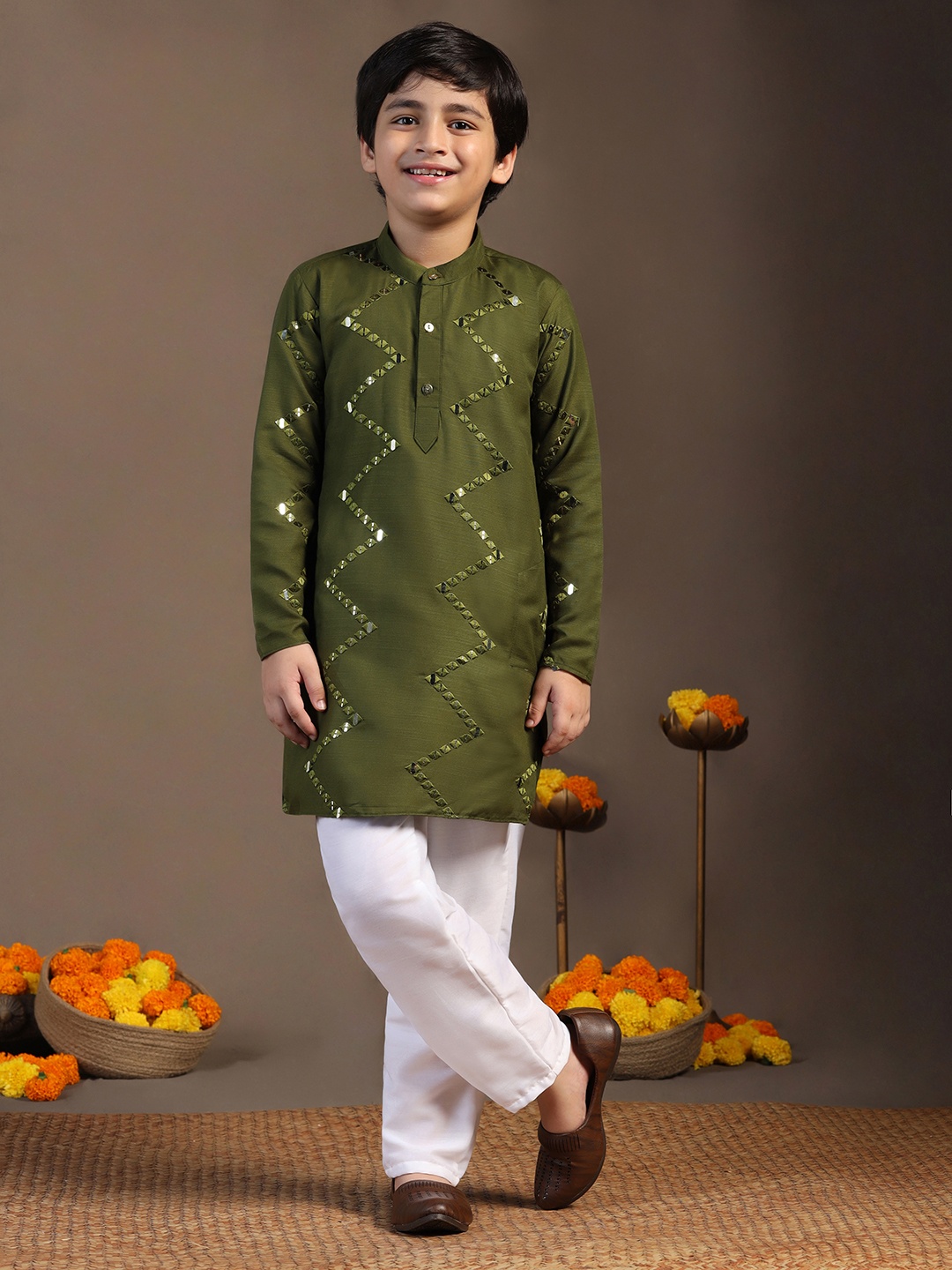 

Sangria Boys Geometric Embroidered Band Collar Mirror Work Straight Kurta & Pyjama, Olive