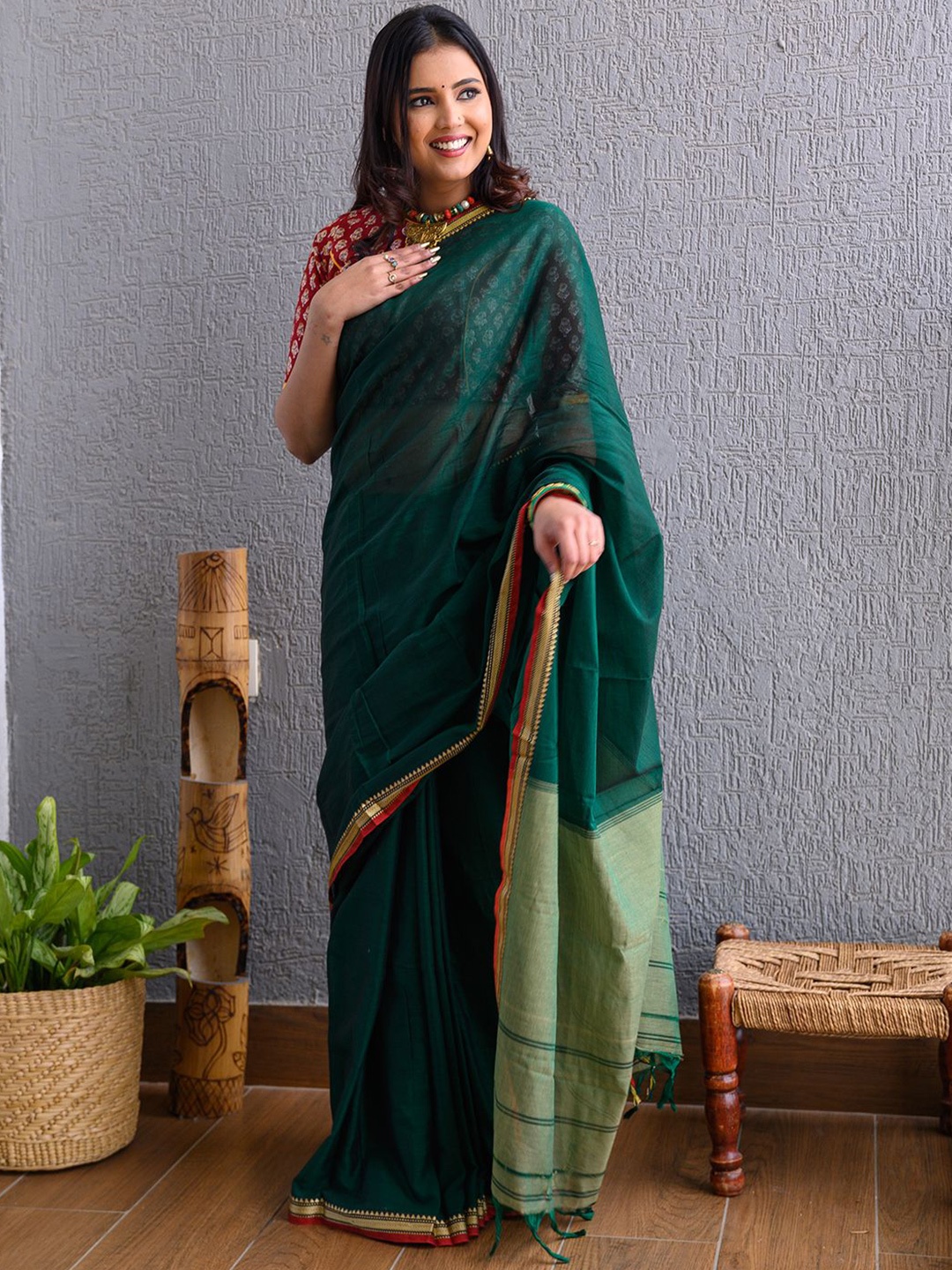 

Weaves of Tradition Pure Cotton Narayan Peth Saree, Green