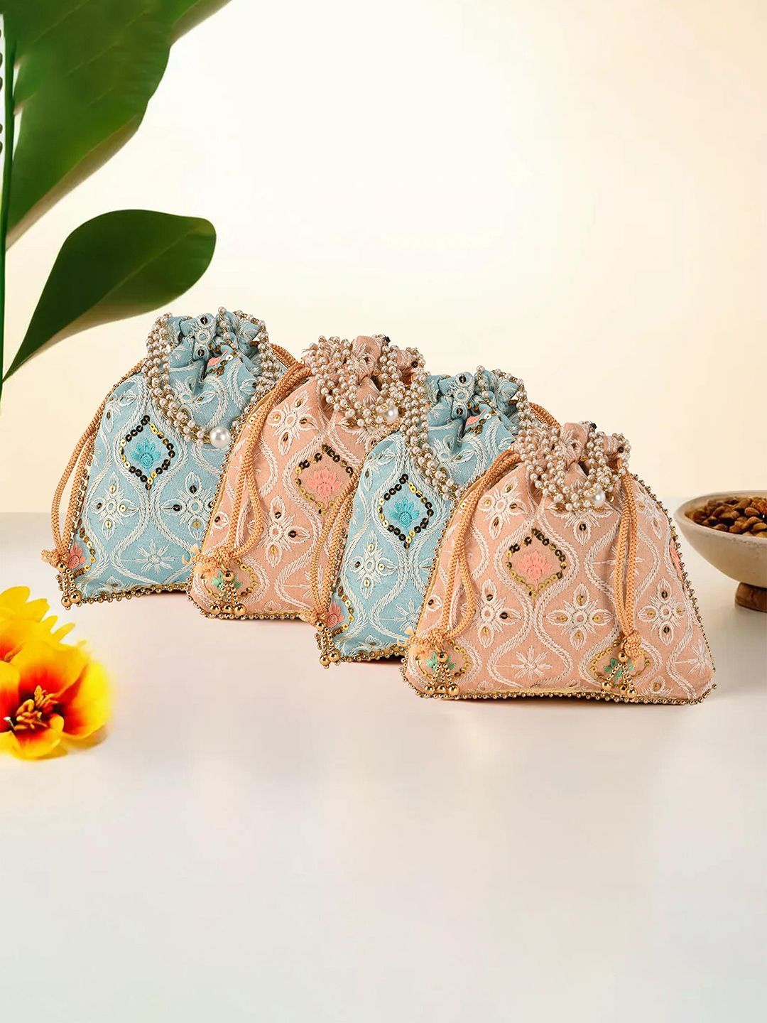 

Kuber Industries 4 Pieces Embroidered Potli Clutchs, Peach