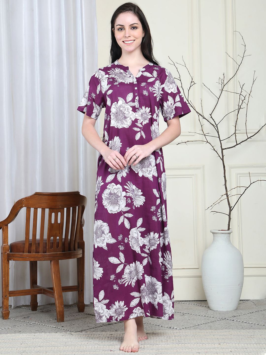 

Kanvin Women Nightdress, Purple
