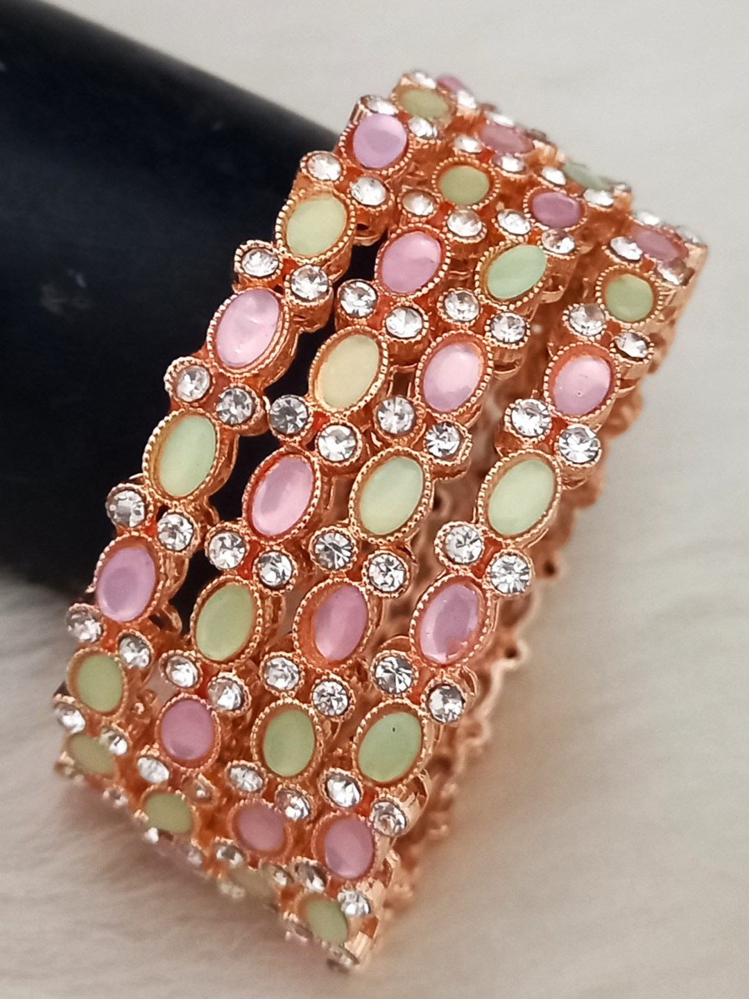 

EVY Set Of 4 Rose Gold-Plated Cubic Zircon-Studded Bangles