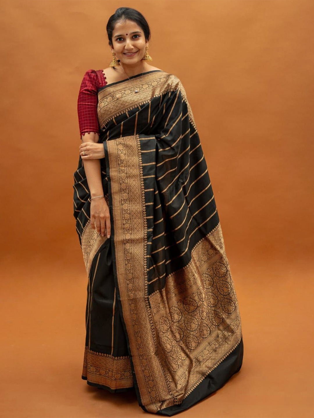 

bansari textiles Woven Design Zari Art Silk Kanjeevaram Saree, Black