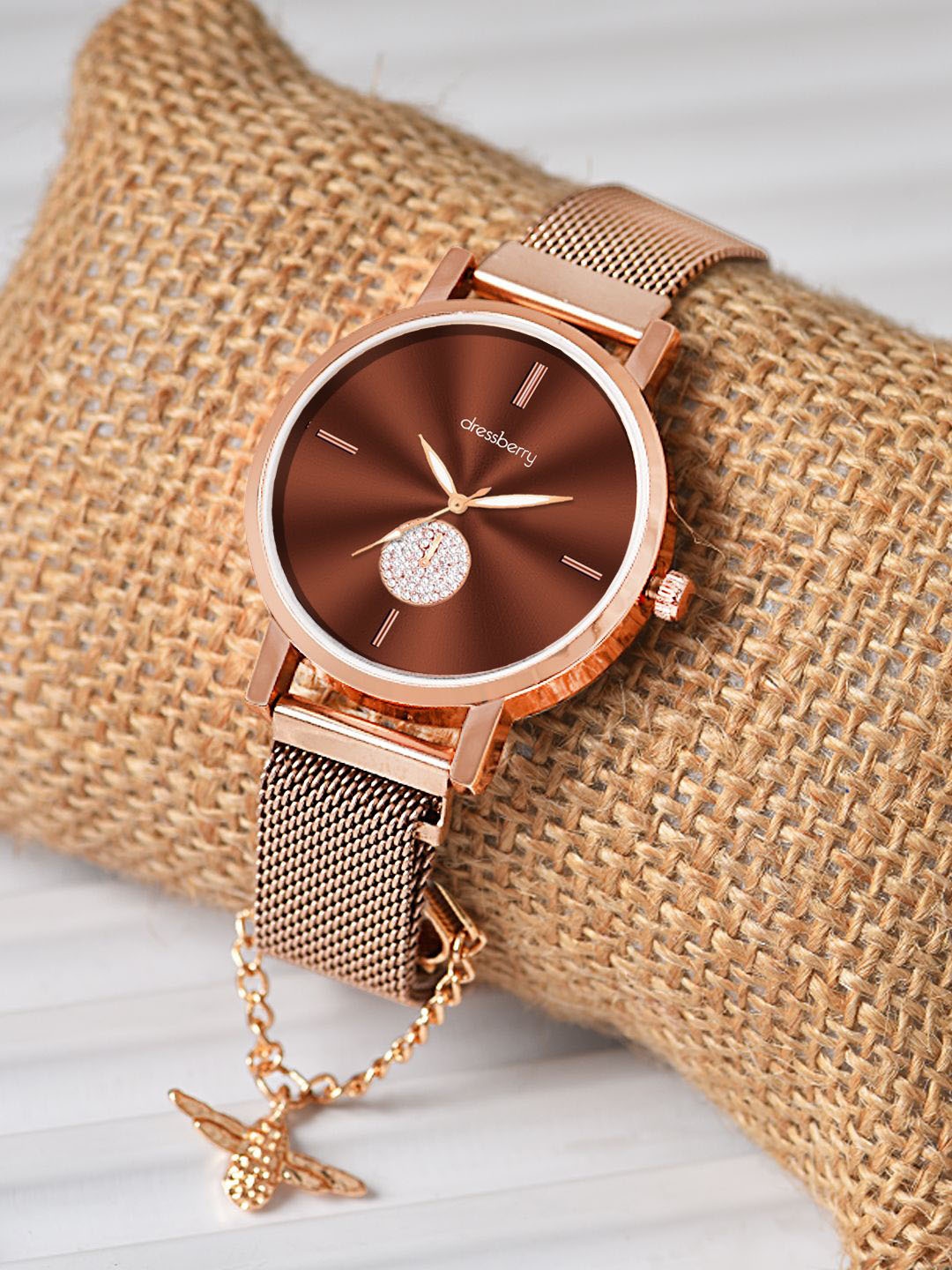 

DressBerry Women Watch With Charm Gift Set, Rose gold