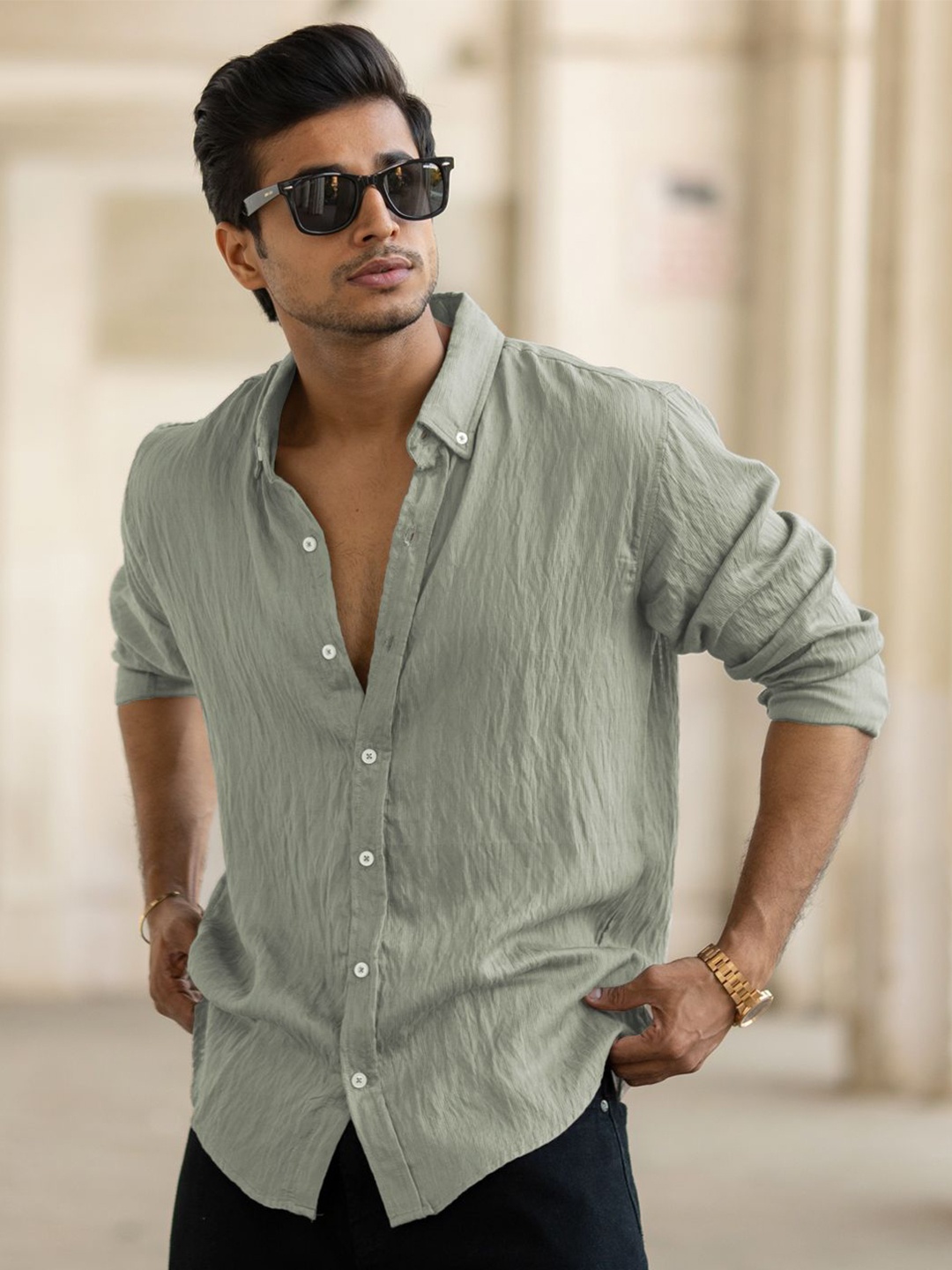 

Powerlook Men Regular Fit Button-Down Collar Solid Cotton Casual Shirt, Green