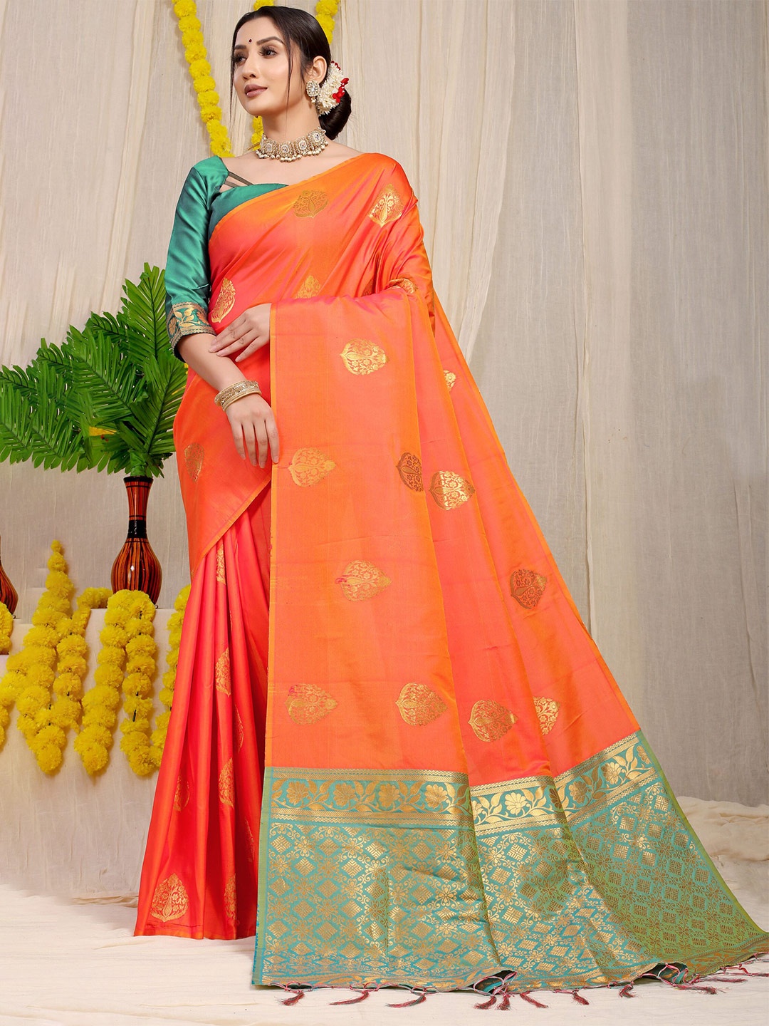 

amirat Woven Design Printed Zari Pure Silk Handloom Banarasi Saree, Orange