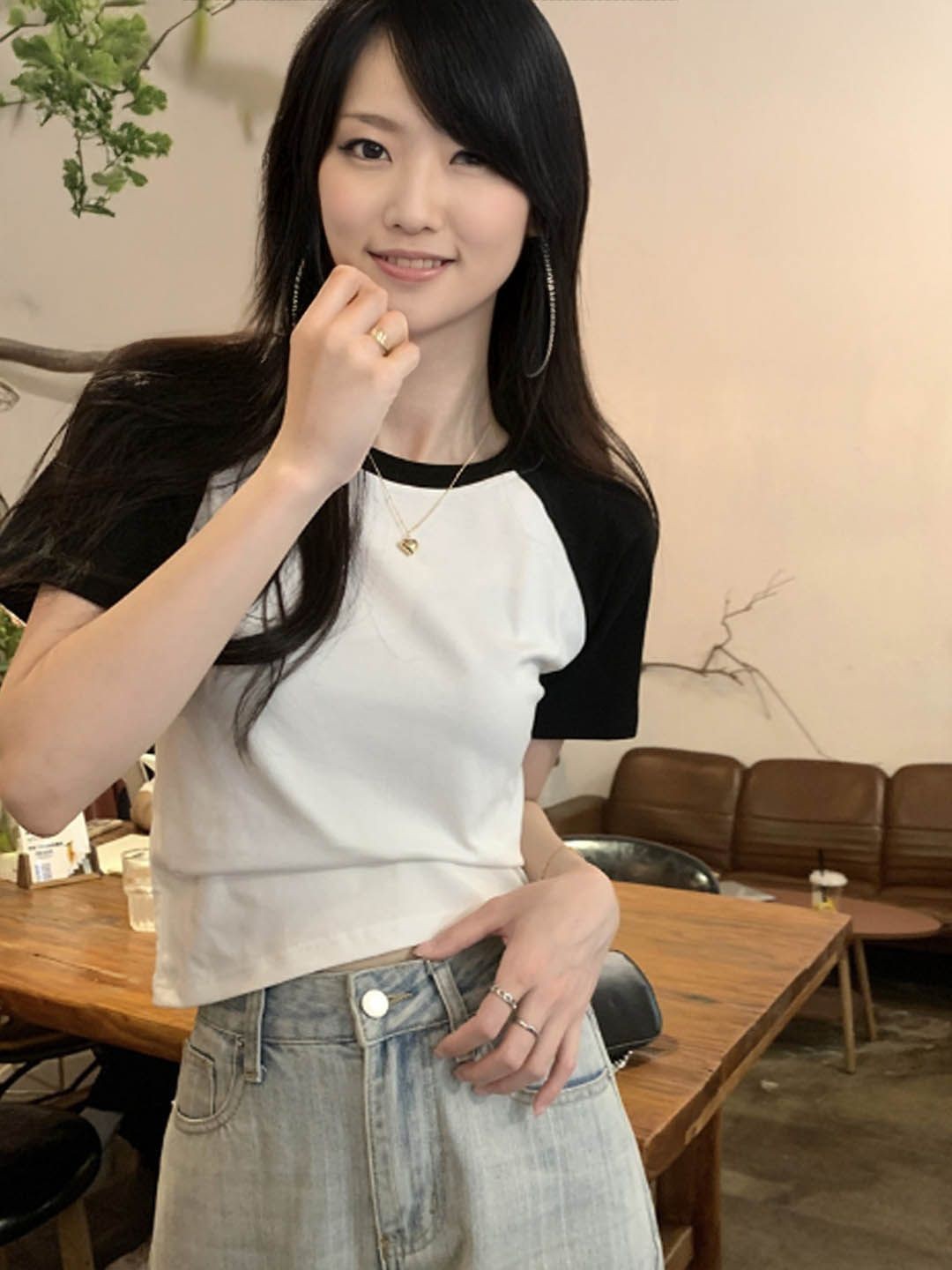 

StyleCast Round Neck Raglan Sleeve Top, White
