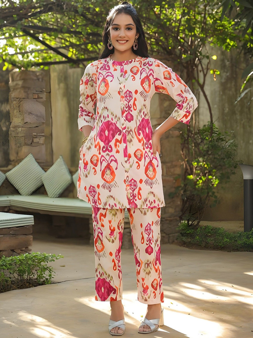 

Acriine Geometric Printed Pure Cotton Band Collar Shirt With Trouser, Pink