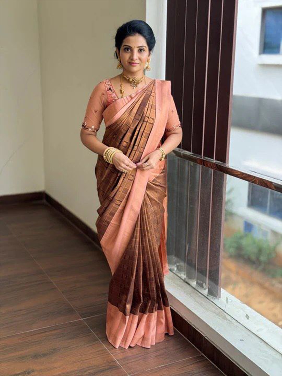

bansari textiles Woven Design Zari Kanjeevaram Saree, Brown
