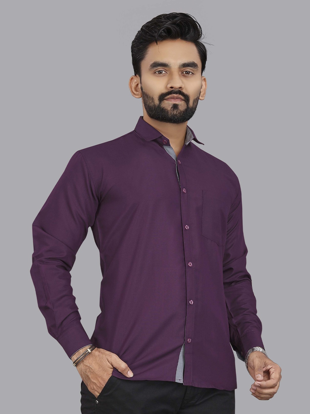 

Metronaut Men Classic Fit Spread Collar Solid Cotton Casual Shirt, Purple