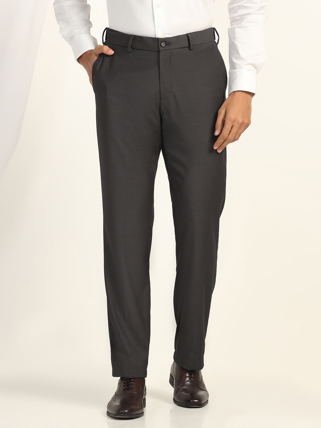 

Blackberrys Men Trousers, Charcoal