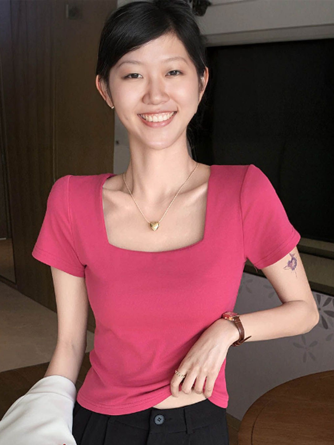 

StyleCast Women Square Neck Fitted Top, Red