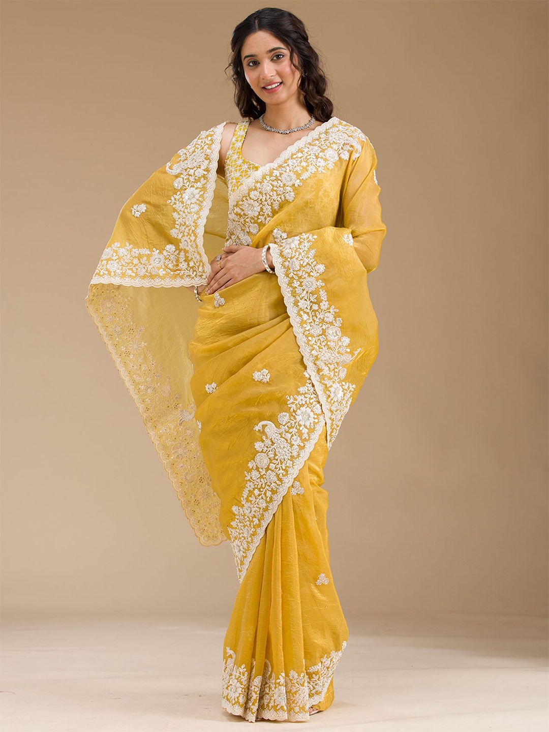 

Koskii Floral Mustard Sequins Tissue Saree, Yellow