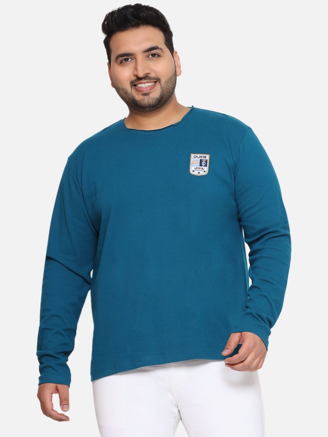 

Santonio Men Solid Round Neck Cotton T-shirt, Teal