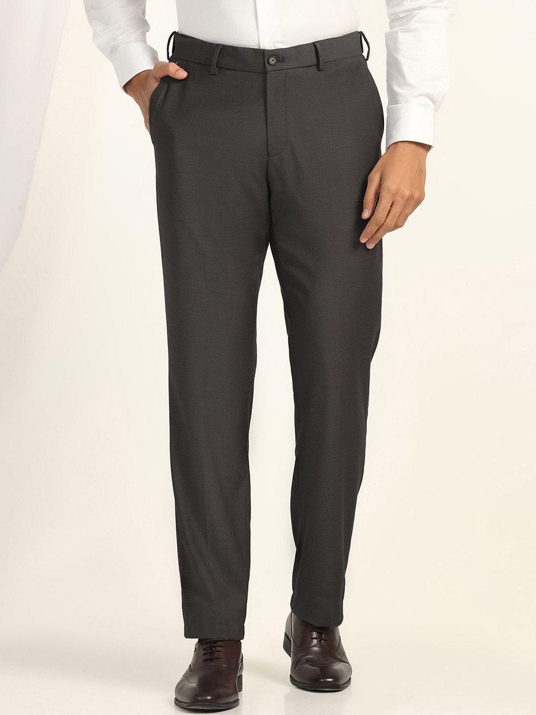 

Blackberrys Men Trousers, Charcoal