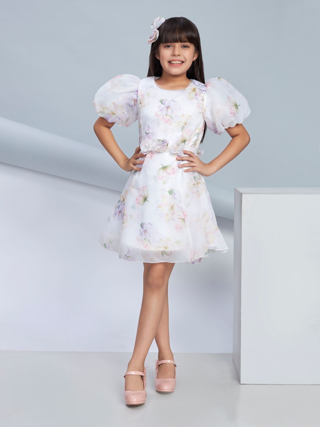 

Peppermint Girl Floral Print Puff Sleeve A-Line Dress, White